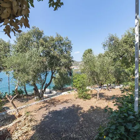 Holiday home Perfect Beachfront Getaway Ideal For Families